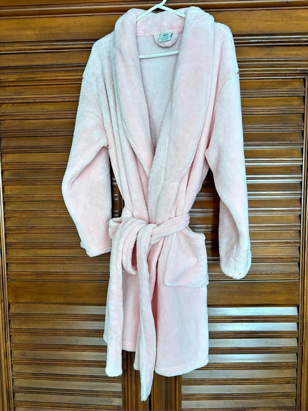 Plush Pink Robe - Picture 2 of 6